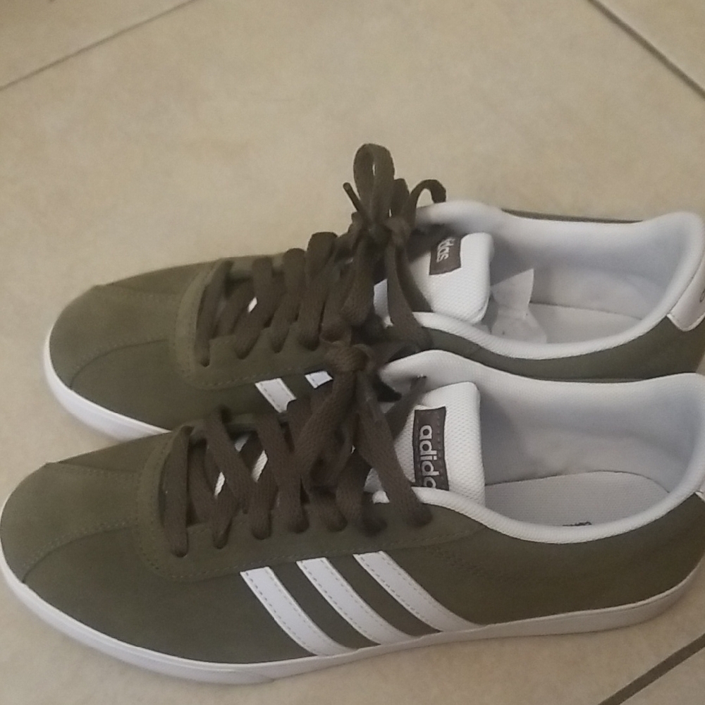Adidas Green and White Sneakers with Classic Stripes. Size 8.5